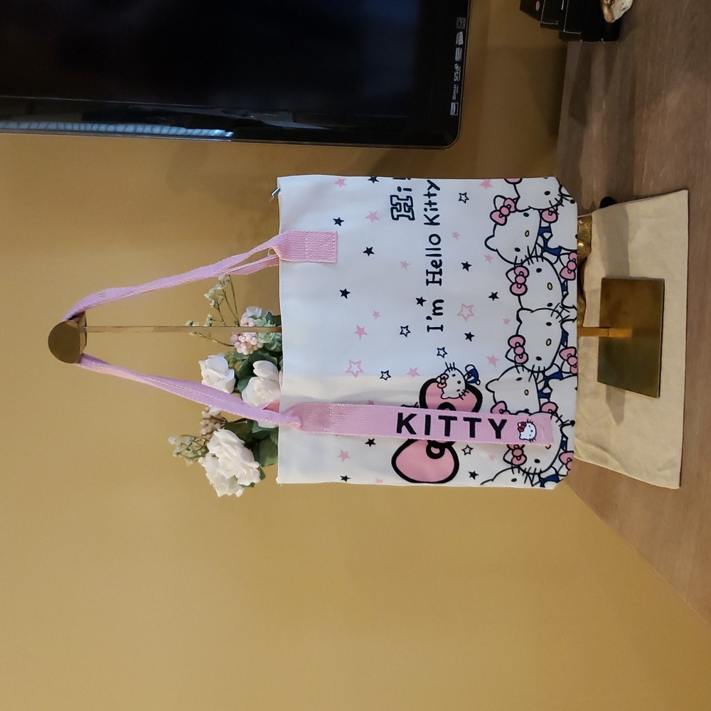 NWT! Hello Kitty  'Hi I'm Hello Kitty' Zip Closure Tote Bag (Cream & Pink) - Picture 6 of 7